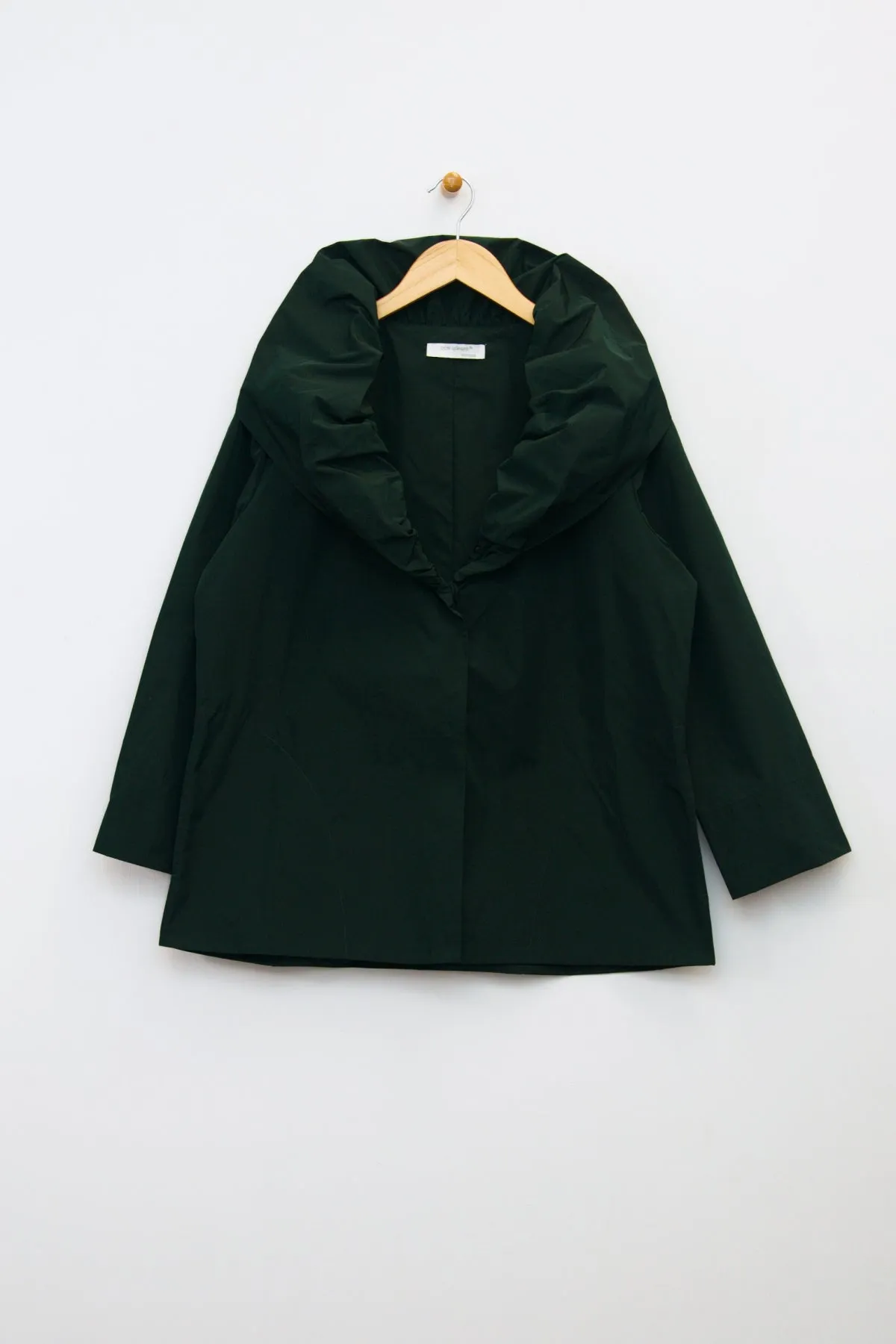 28" Ruffle Collar Snap Jacket