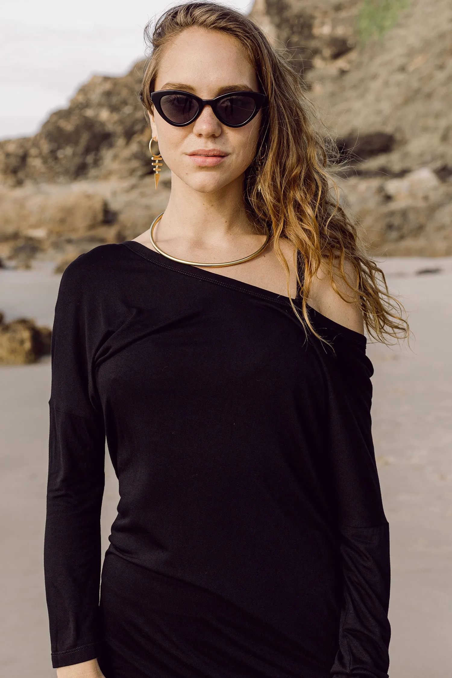 Bamboo Asymmetrical Top - Black