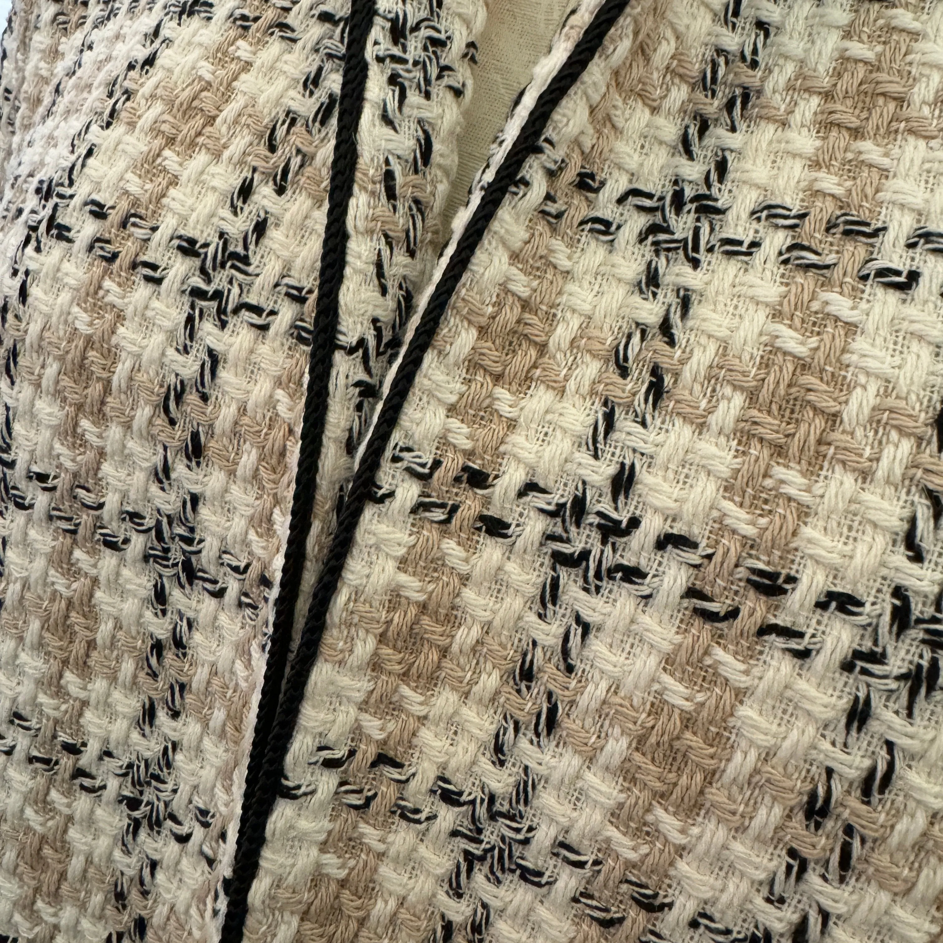 E&F Shaped Jacket - Ivory Tweed