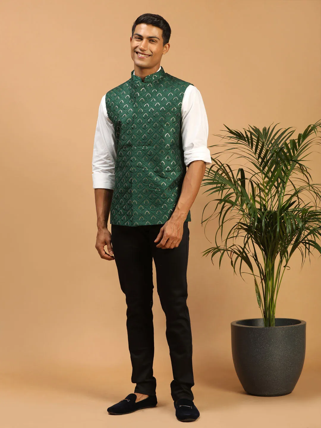 Jashvi Men's Green Embellishd Ethnic Nehru Jacket