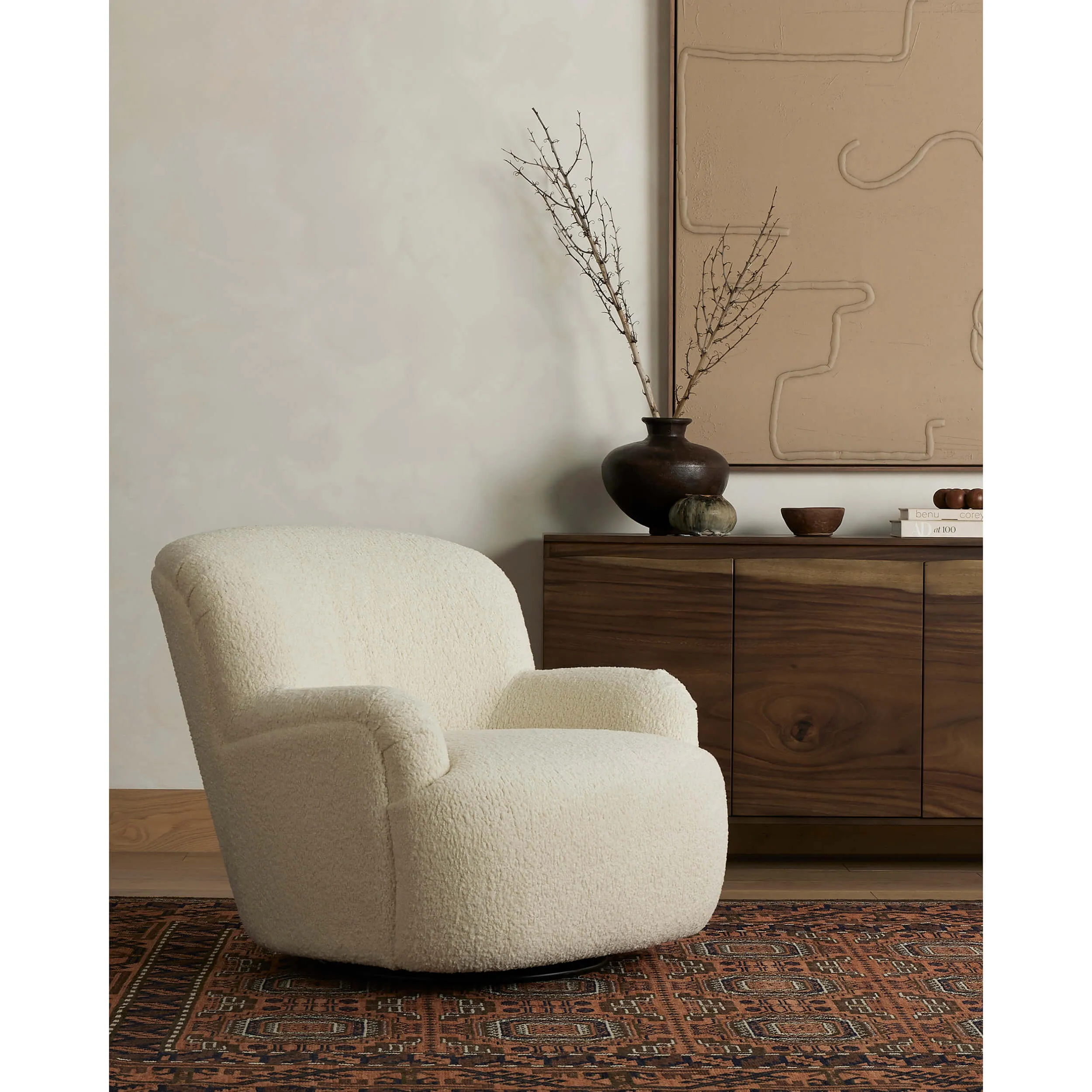 Kadon Swivel Chair, Sheepskin Natural