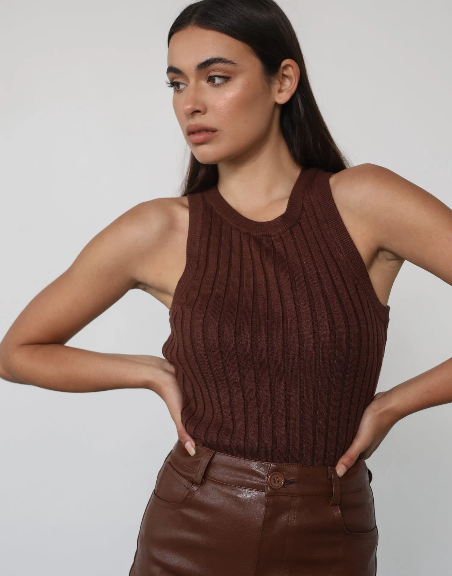 Mae Tank Top (Brown)