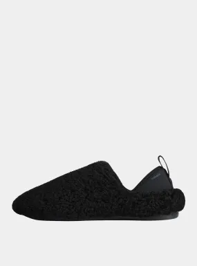 mahabis meribel in black shearling