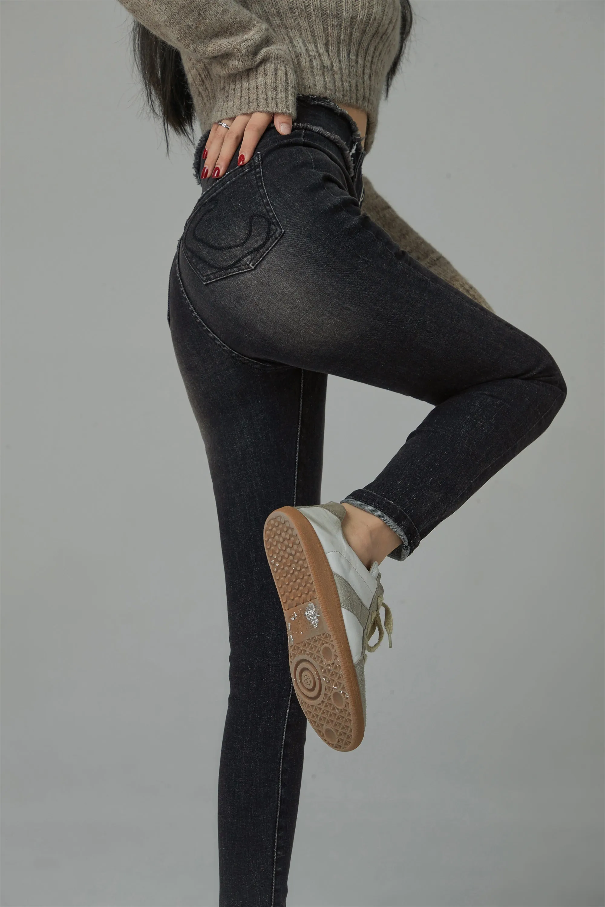 New Days High Waist Slim Denim Pants