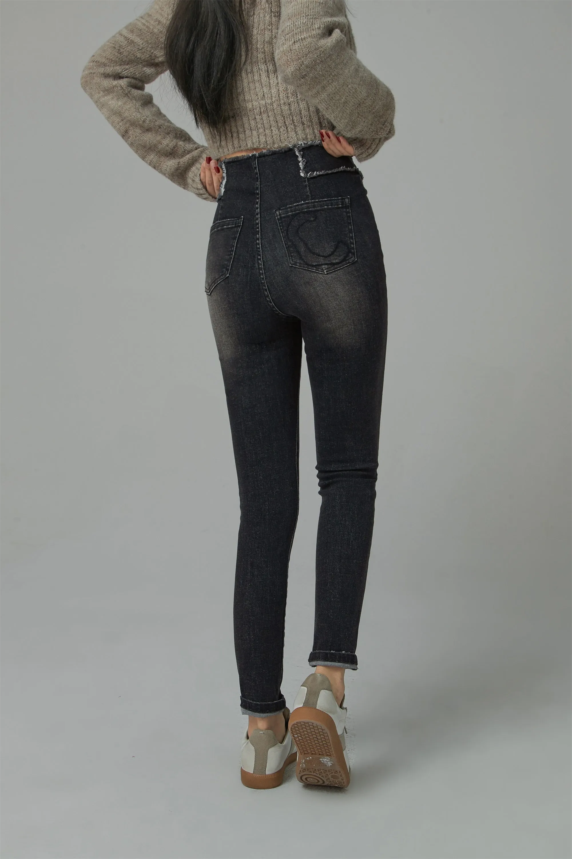 New Days High Waist Slim Denim Pants