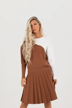 Pleated Wonder Skirt In Cocoa