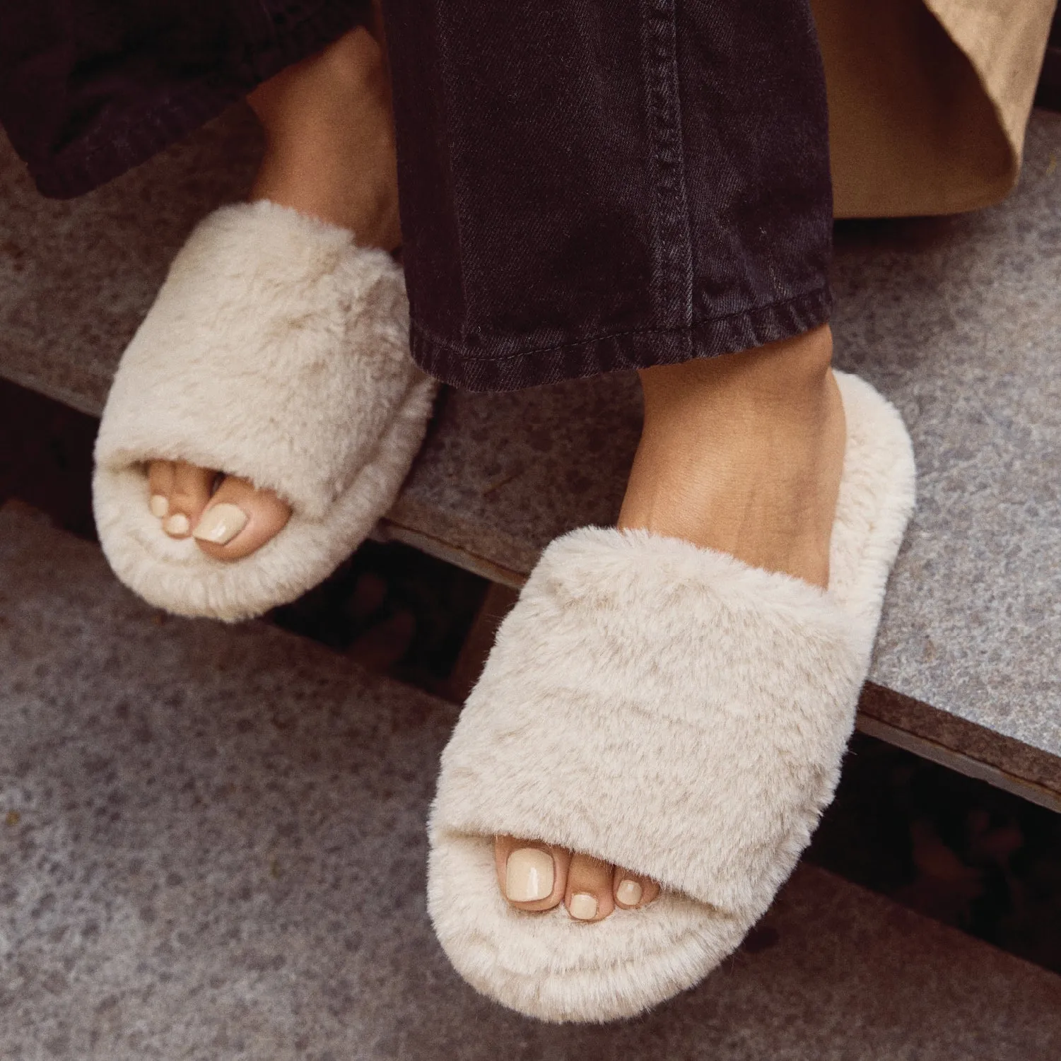 Shearling Slide – Oatmeal