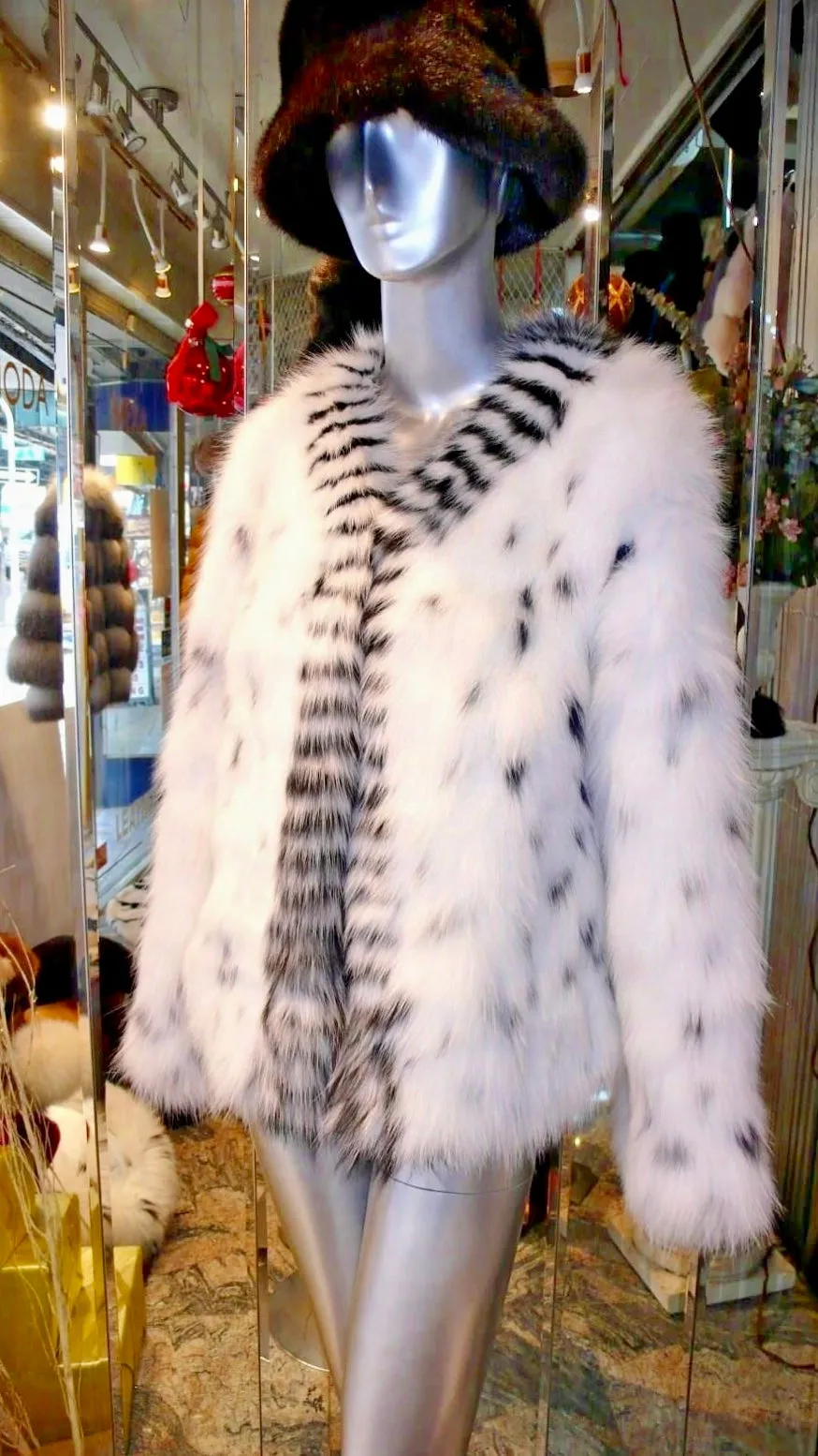 Stunning Black & White Fox Fur Jacket Very Stylish & Youthful Design SUPER SALE!!!