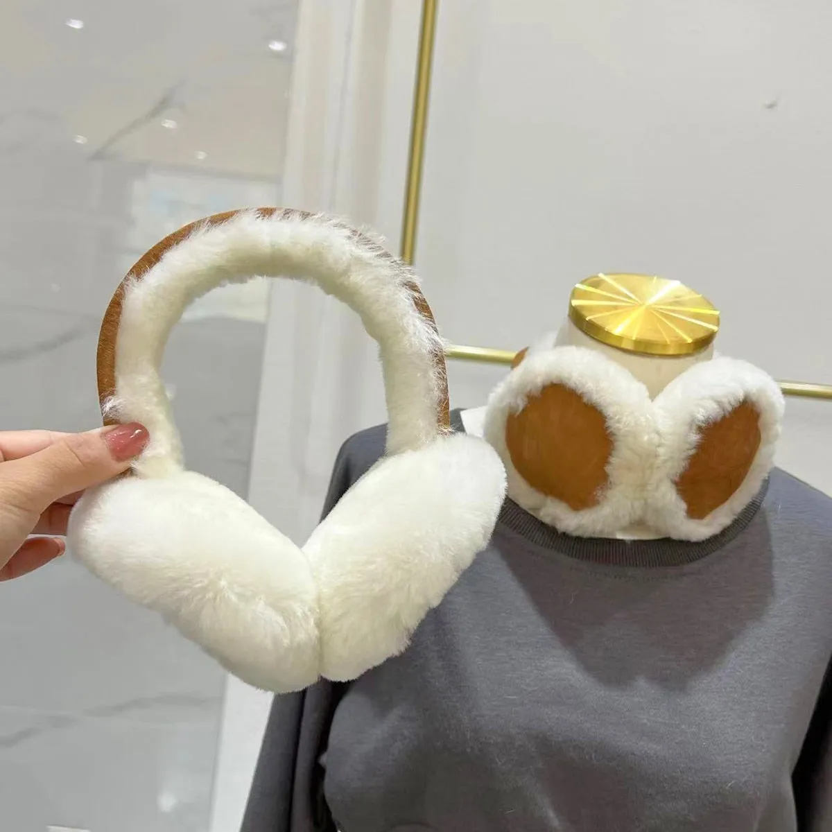 TEEK - Women Fluff Earmuffs